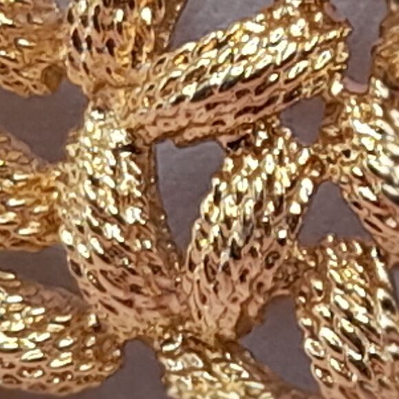 Vintage Monet Woven Round Pin Brooch, Gold Plated Brooch, 2 1/4 Inches - Picture 7 of 11